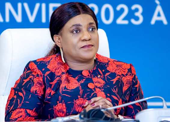 Mme-Yawa-Djigbodi-Tsegan-a-la-cloture-de-la-conference-1